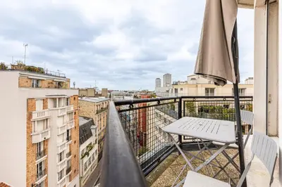 Balcon ou terrasse dans l'établissement GuestReady - Contemporary Apt in the 20th Arr