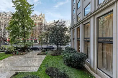 Jardin de l'établissement Montaigne Executive Suite