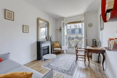 Coin salon dans l'établissement Ideal 1 Bd Flat with Balcony - Paris 05