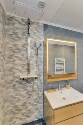 Salle de bains dans l'établissement Duplex Moderne Cosy - Proche Porte d'Italie - Parking
