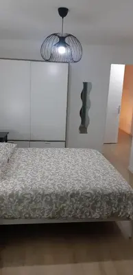Un ou plusieurs lits dans un hébergement de l'établissement La Terrasse - big apartment & terrace 80m2 - metro 17 min from Paris