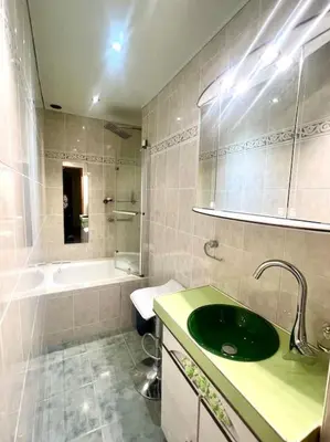 Plan de l'établissement Incroyable appartement parisien - Batignolles
