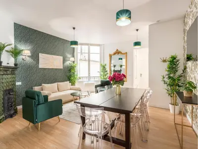 Coin salon dans l'établissement Merveil - Family Suite - Marais - Martin III