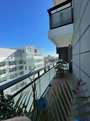 Balcon ou terrasse dans l'établissement Cosy apart with balcony Eiffel Tower view