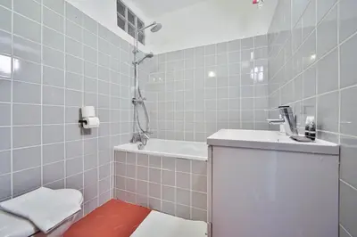Salle de bains dans l'établissement Appart 4pers#Mouffetard#Port-Royal#La Sorbonne