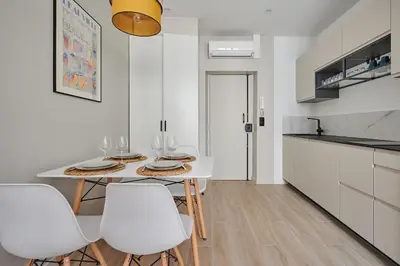 Cuisine ou kitchenette dans l'établissement Residence Center of Paris by Studio prestige