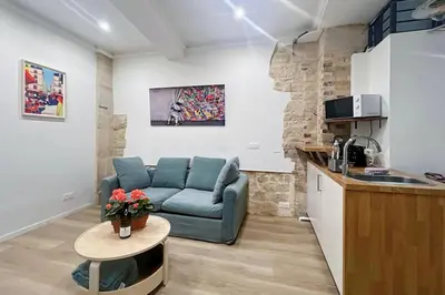 Cuisine ou kitchenette dans l'établissement Souplex au centre de Paris