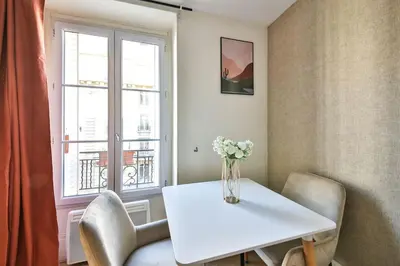Coin salon dans l'établissement 31.Studio 2Pers#Sèvres-Lecourbe#Necker