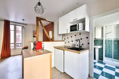 Cuisine ou kitchenette dans l'établissement 31.Studio 2Pers#Sèvres-Lecourbe#Necker