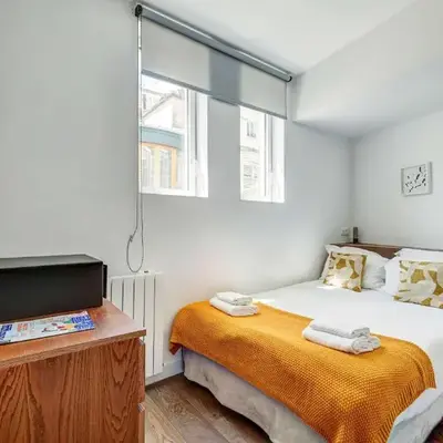 Montmartre Stylish and bright 3BD with terrace