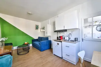 Cuisine ou kitchenette dans l'établissement 41.Studio 2Pers#Sèvres-Lecourbe#Necker