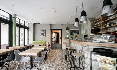 Restaurant ou autre lieu de restauration dans l'établissement Hôtel du Marché Paris