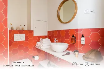 Salle de bains dans l'établissement Beauquartier - Marais Pastourelle