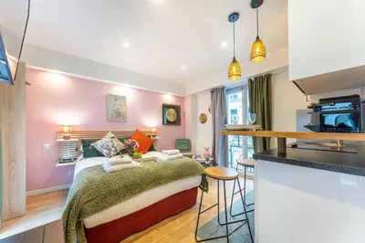 Cuisine ou kitchenette dans l'établissement Cosy studio - 2P - Center of Paris