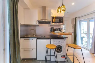 Cuisine ou kitchenette dans l'établissement Cosy studio - 2P - Center of Paris