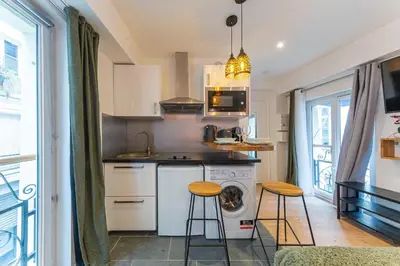 Cuisine ou kitchenette dans l'établissement Cosy studio - 2P - Center of Paris