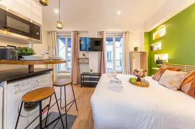 Cuisine ou kitchenette dans l'établissement Cosy Studio - 2P- Beauregard - 3