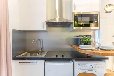 Cuisine ou kitchenette dans l'établissement Cosy Studio - 2P- Beauregard - 3