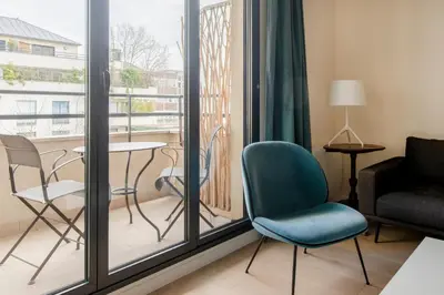 Coin salon dans l'établissement Casteja Modern Residence