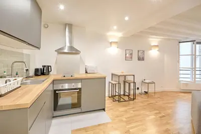 Cuisine ou kitchenette dans l'établissement Seine - Best localisation - Bail mobilité