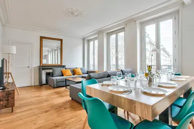 Plan de l'établissement Appartement Quartier Le Marais 2 Free Netflix