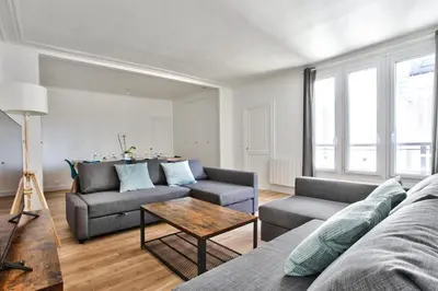 Plan de l'établissement Appartement Quartier Le Marais 1 Free Netflix