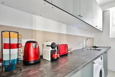 Plan de l'établissement Appartement Quartier Le Marais 1 Free Netflix