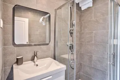 Salle de bains dans l'établissement Résidence Paris Ivry House