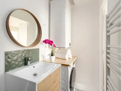Salle de bains dans l'établissement Merveil - Family Suite - Tour Eiffel - Viala I