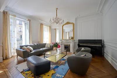 Coin salon dans l'établissement Luxury Royal Suite, 118 square meters, notre dame, 3 bedrooms