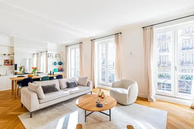 Coin salon dans l'établissement GuestReady - Appt moderne dans le 7e