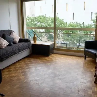 Entiry apartment