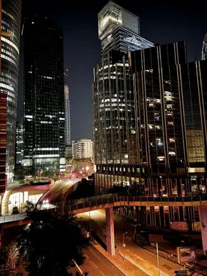 Vue générale sur Courbevoie ou vue de la ville depuis l'appartement
