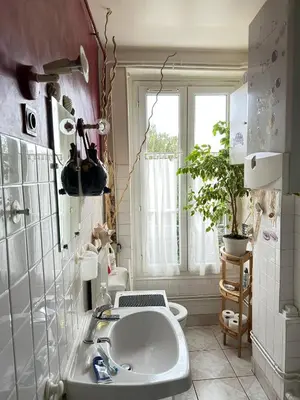 Salle de bains dans l'établissement PARIS centre 30m2- cuisine-Métro Glacière