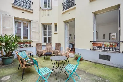 Balcon ou terrasse dans l'établissement Residence Tour Eiffel by Studio prestige
