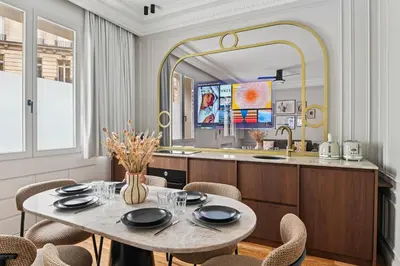 Plateau bouilloire dans l'établissement Interior Design - Apartment 6P-2BR - Tour Eiffel