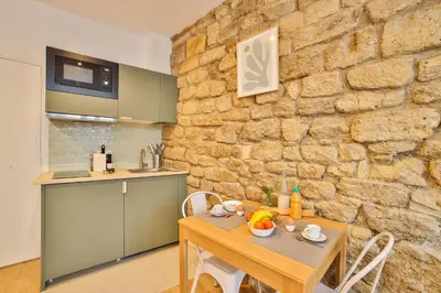 Cuisine ou kitchenette dans l'établissement Studio 2pers#Mouffetard#Port-Royal#La Sorbonne