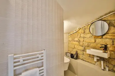 Salle de bains dans l'établissement Studio 2pers#Mouffetard#Port-Royal#La Sorbonne