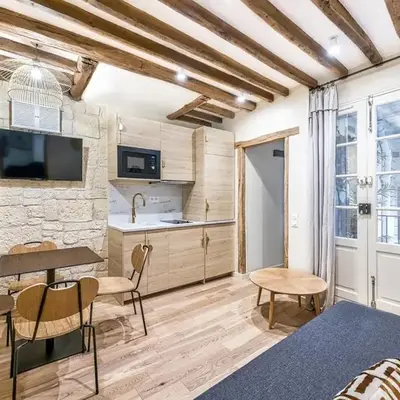Palais Royal - Victoires 1bdr by B'Your Home