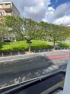 Plan de l'établissement Arcueil 2P Moderne Proche RER B