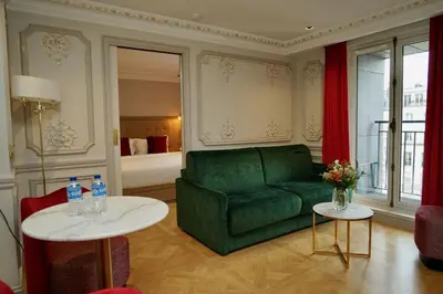 Coin salon dans l'établissement Mode Paris Aparthotel