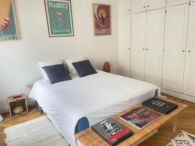 Un ou plusieurs lits dans un hébergement de l'établissement Au pied de Montmartre