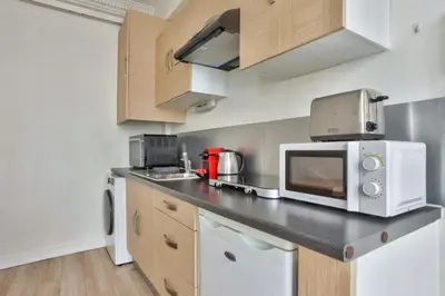 Plan de l'établissement Appartement Quartier Hotel de Ville Free Netflix