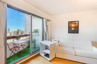 Balcon ou terrasse dans l'établissement GuestReady - Clear Sunshine near Panthéon