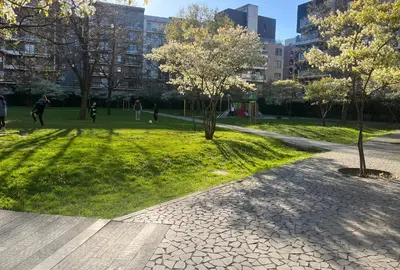 Jardin de l'établissement Terrasse Zen - Confort Nature & Accessibilité - 4 personnes - Parking gratuit - 20 min de Paris