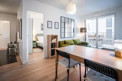 Coin salon dans l'établissement Suite Design - Métro à 100 m, Paris Direct