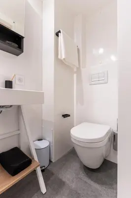 Salle de bains dans l'établissement Ecla Paris Villejuif