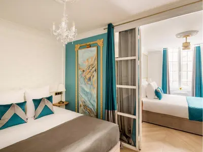 Un ou plusieurs lits dans un hébergement de l'établissement Merveil - Luxury Suite - Marais - Saint Martin I