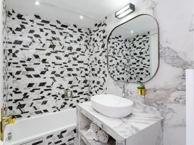 Salle de bains dans l'établissement Merveil - Luxury Suite - Marais - Saint Martin I