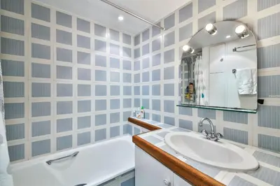 Salle de bains dans l'établissement Séguier proche Seine